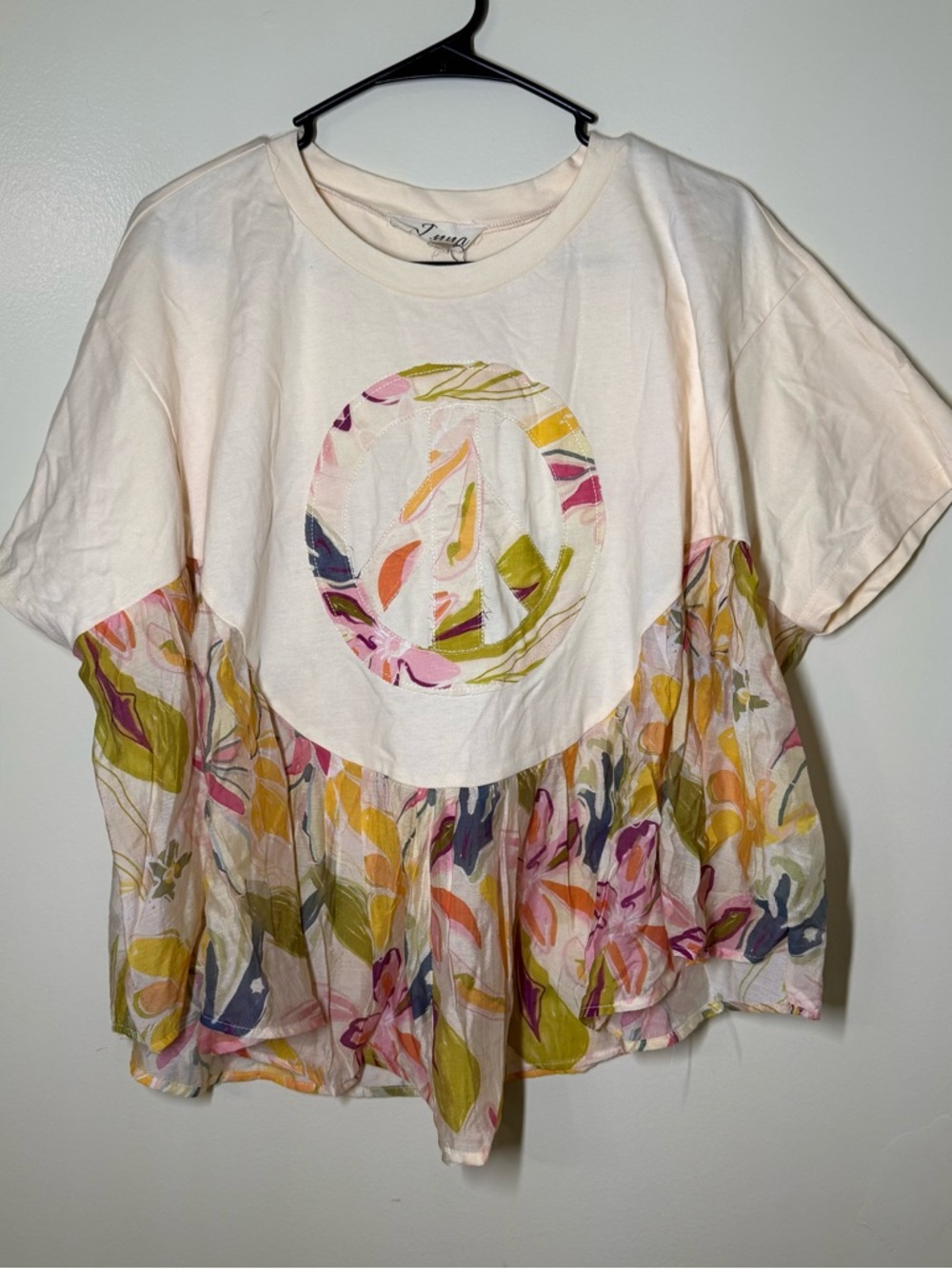 J.nna Peace Sign Floral Peplum Top‎ Cream Mixed Media Short Sleeve Tee JT47344 S